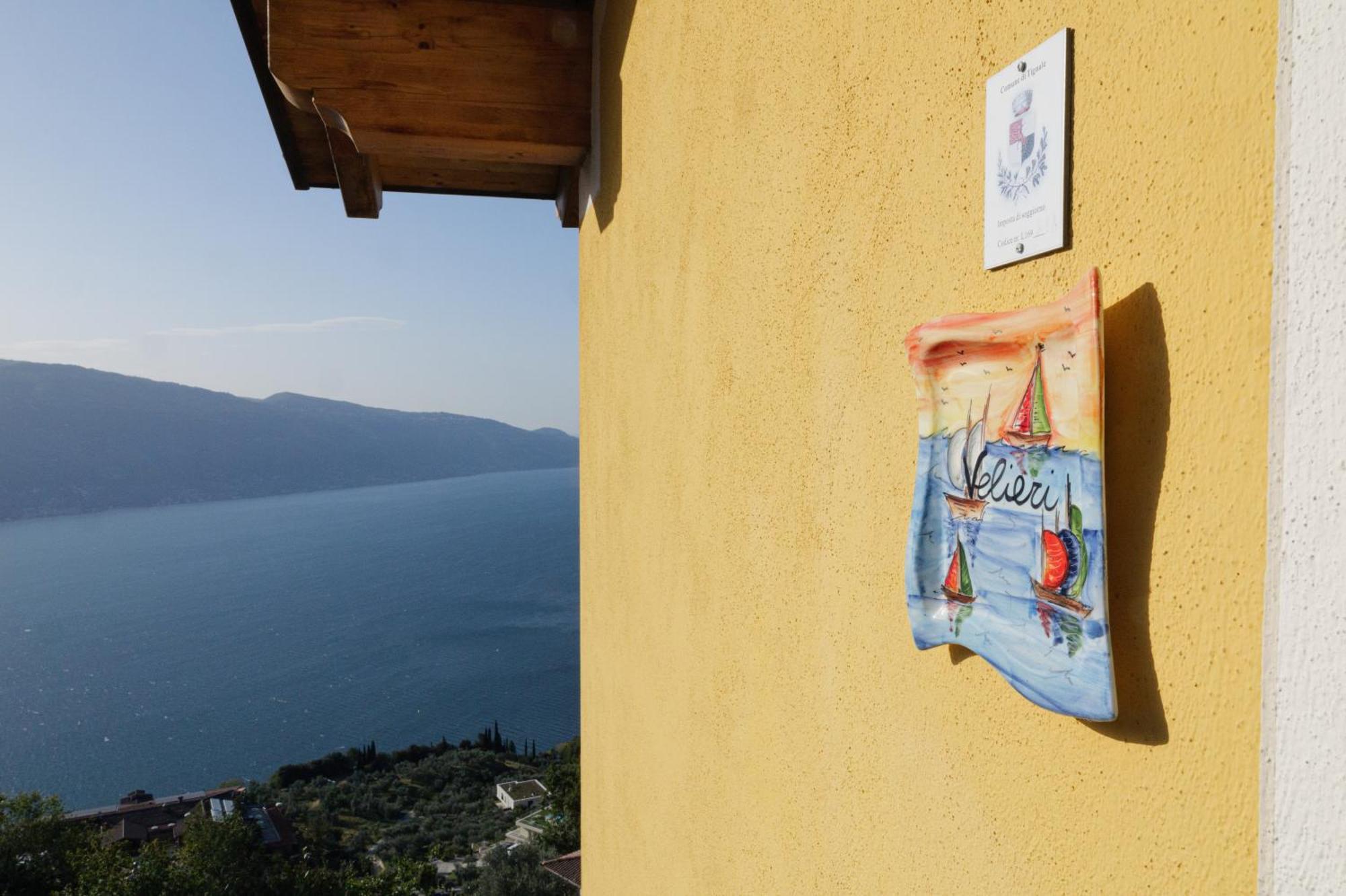 Casa Navla' Appartamenti "Ulivi"- "Fiori" -"Velieri"-"Luna"-"Nido"-"Taverna" Тиньяле Экстерьер фото