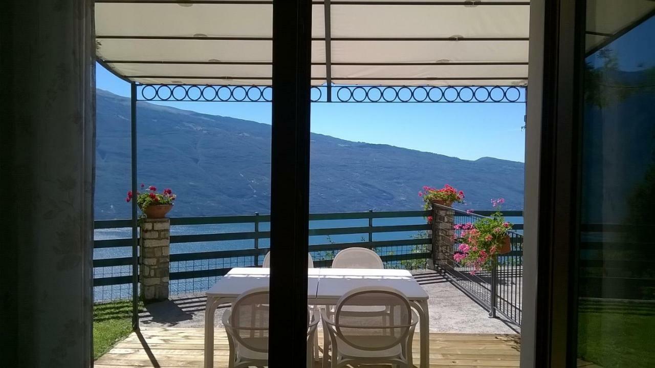 Casa Navla' Appartamenti "Ulivi"- "Fiori" -"Velieri"-"Luna"-"Nido"-"Taverna" Тиньяле Экстерьер фото